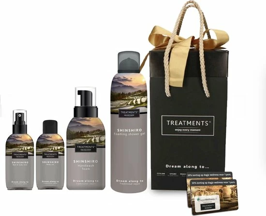 Gloednieuw ✨ Treatments® SHINSHIRO GIFTBOX MEDIUM - CADEAU 🎉 1 Gloednieuw ✨ Treatments® SHINSHIRO GIFTBOX MEDIUM - CADEAU 🎉